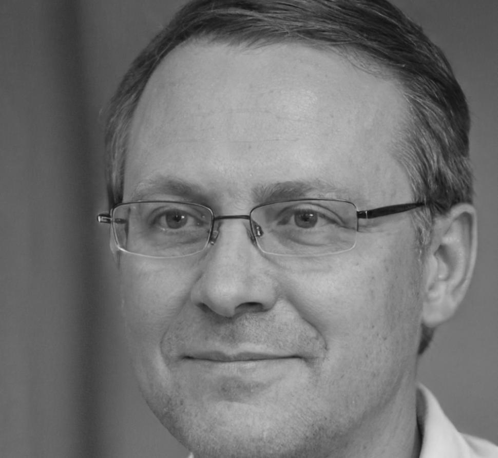 Instructor with over fifteen years of renewable energy field experience